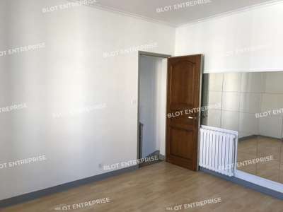 À LOUER - BUREAUX - 49 M² - NANTES