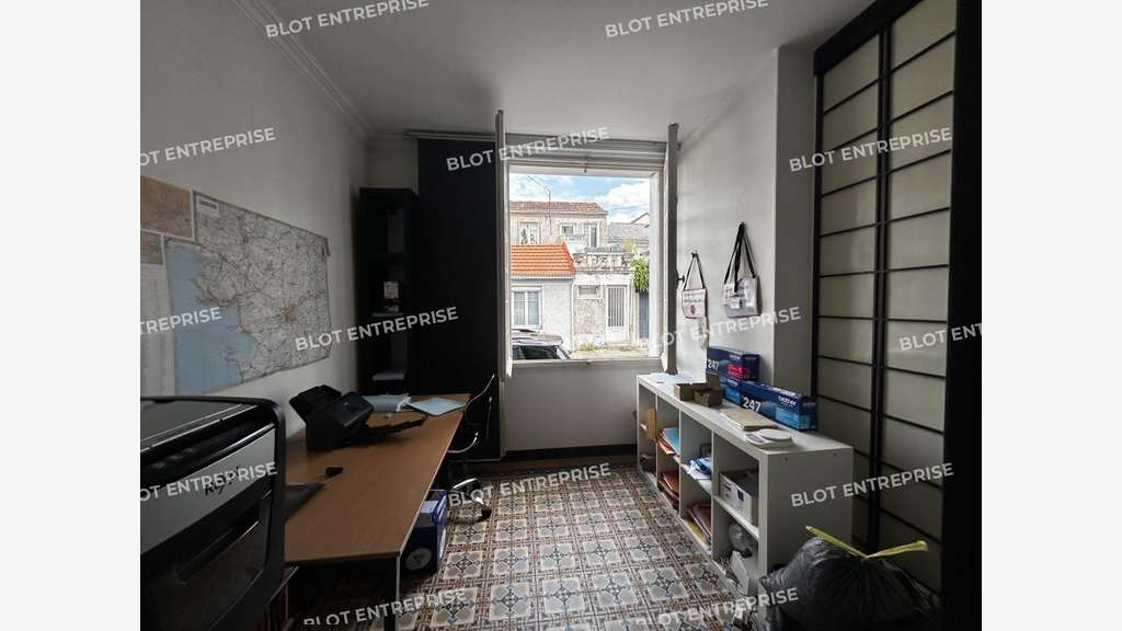 À LOUER - BUREAUX - 49 M² - NANTES
