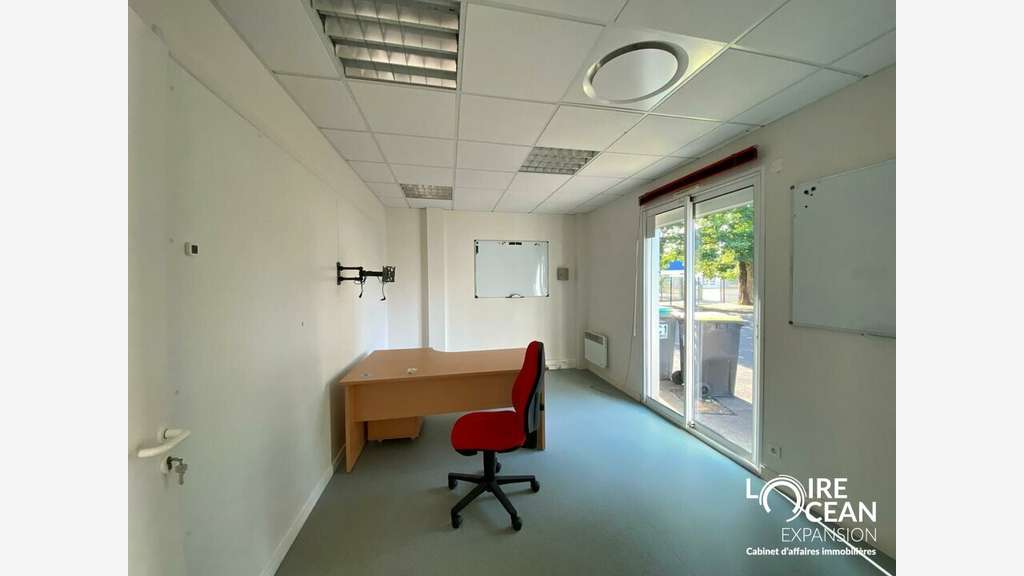 A LOUER BUREAUX