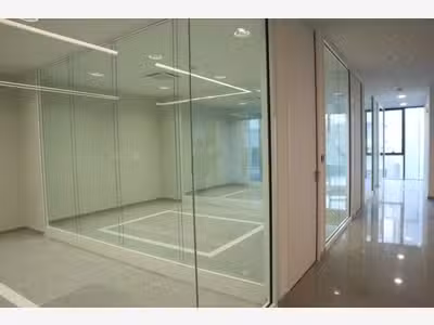 À louer bureaux et coworking à Nantes centre