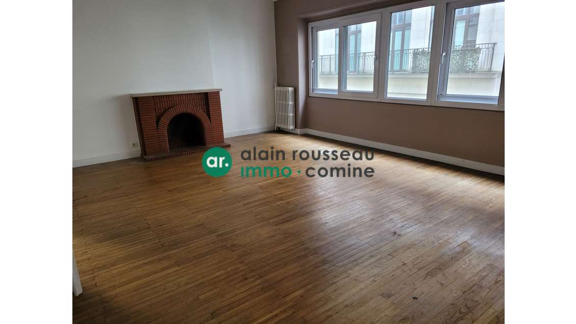 A louer bureaux 136.10m² à Nantes centre Graslin