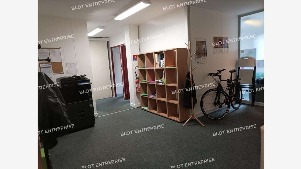A louer bureaux 116m² Nantes centre Champs de Mars