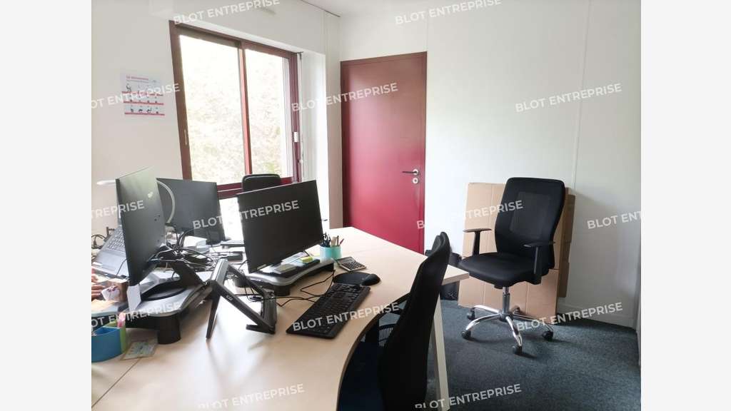 A louer bureaux 116m² Nantes centre Champs de Mars