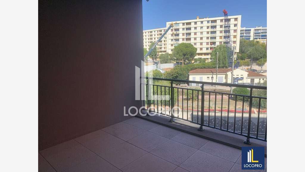 A louer bureaux neufs 323m² R+3 à Nice Arénas