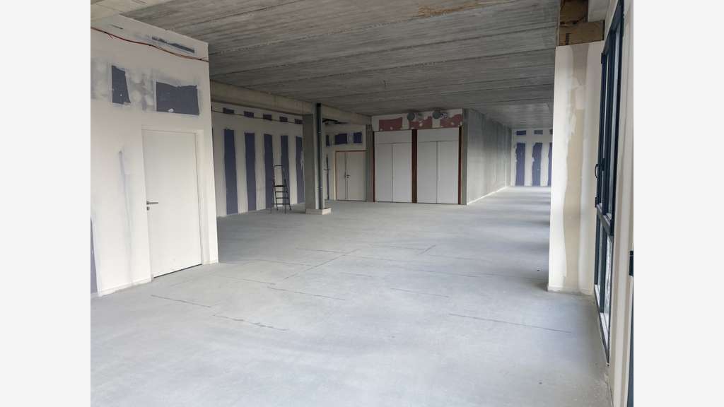 A louer bureaux neufs 165m² à Angers Saint Serge