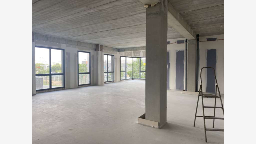 A louer bureaux neufs 165m² à Angers Saint Serge