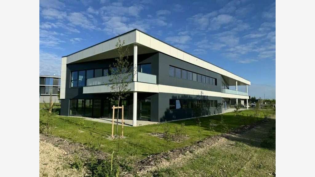 A louer bureaux neufs 1203m² à Sainte-Savine