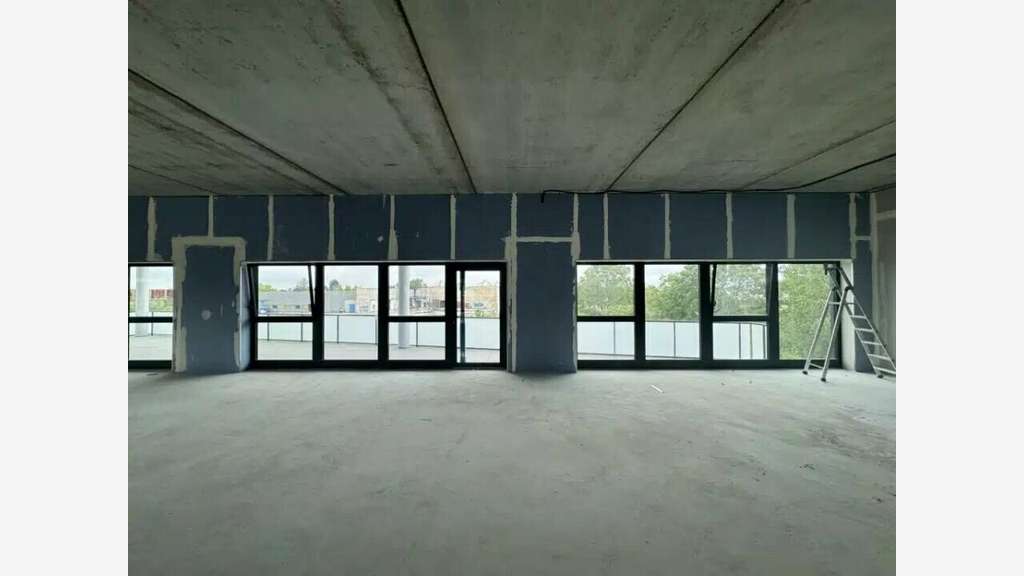 A louer bureaux neufs 1203m² à Sainte-Savine