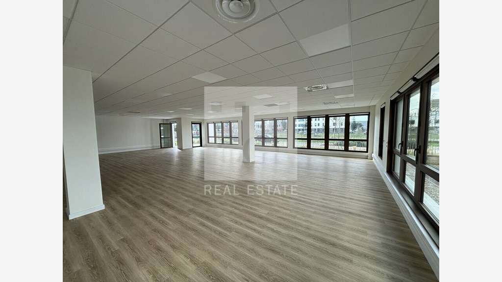 Bureaux neufs à partir 186m² à louer Parc EverEst