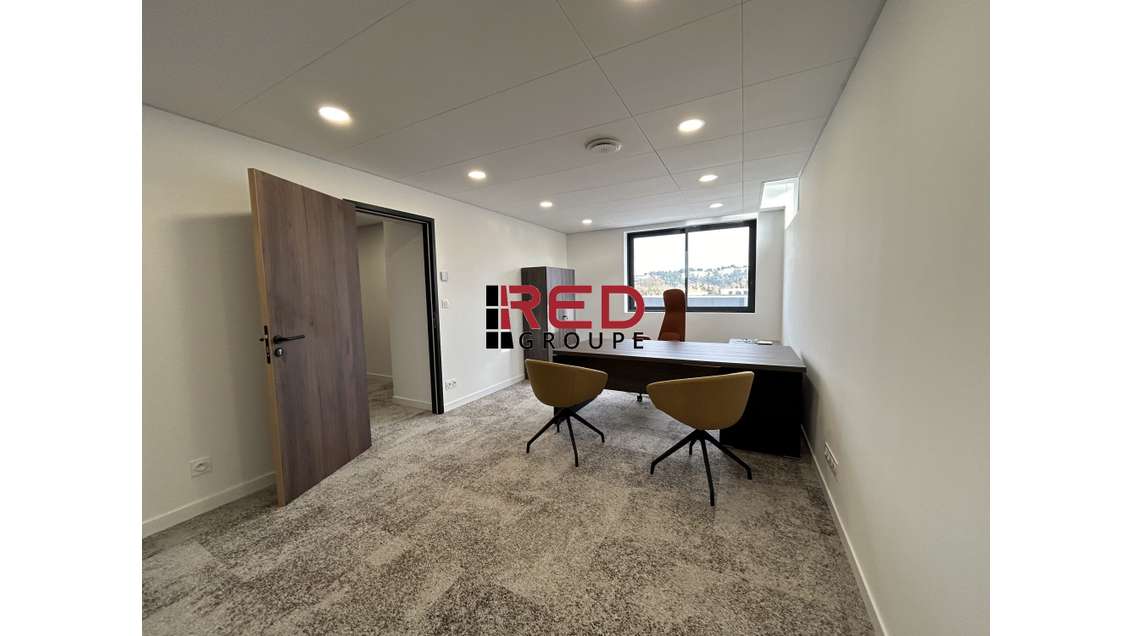 A louer bureau rénové 188m² ZI Gignac la Nerthe