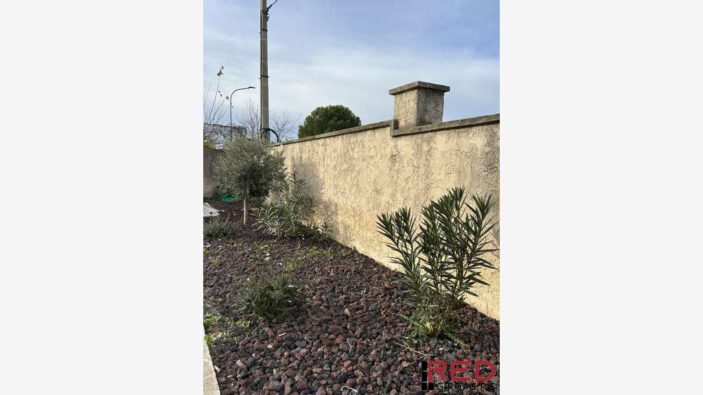 A louer bureau rénové 188m² ZI Gignac la Nerthe