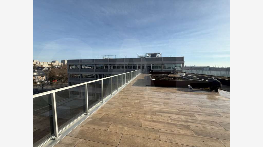 A louer bureaux neufs 236m² ERP5 à Rennes