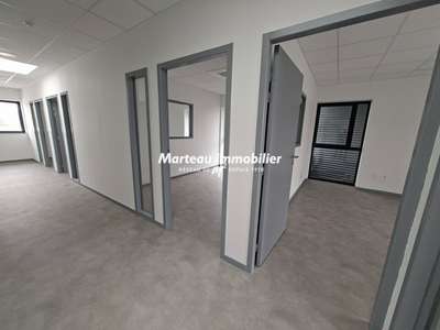 A louer bureaux neufs 170m² Nord-Ouest du Mans