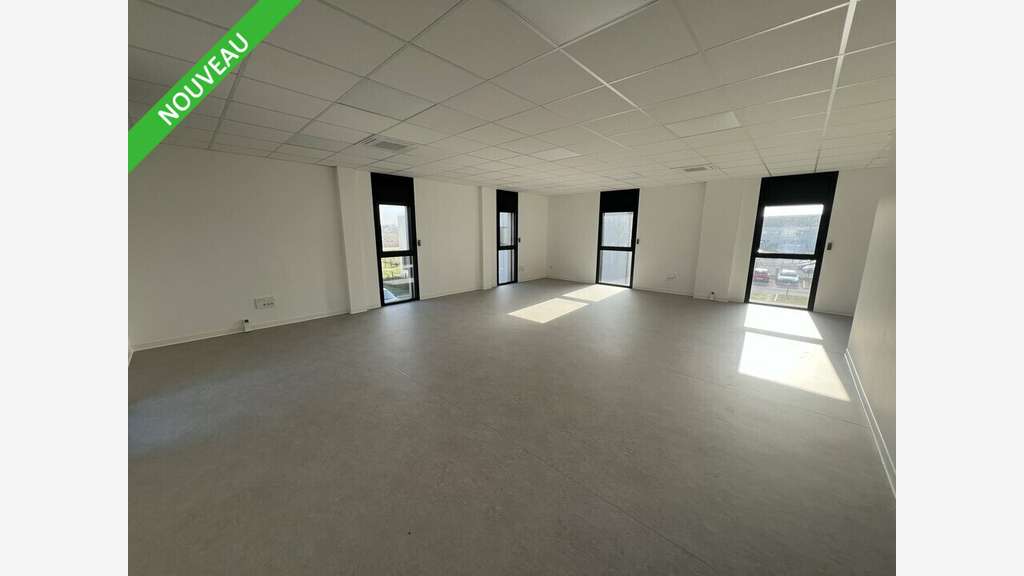 Bureaux neufs 120m² en duplex Zone des Croisières