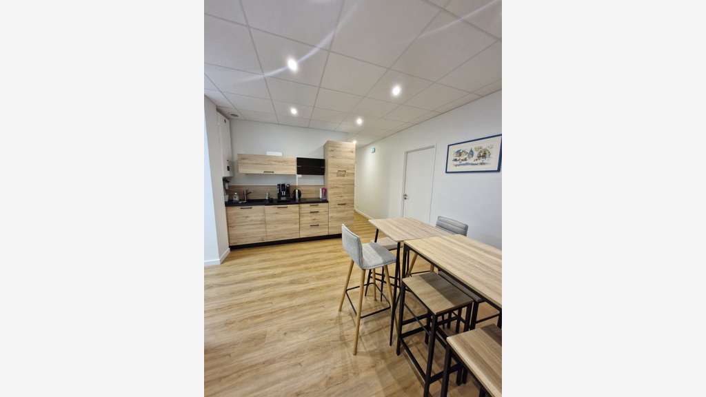 A louer bureaux neufs 14m² à Vannes Est