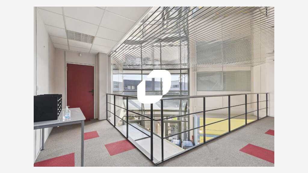 A louer Bureaux 946m² Neuilly plaisance