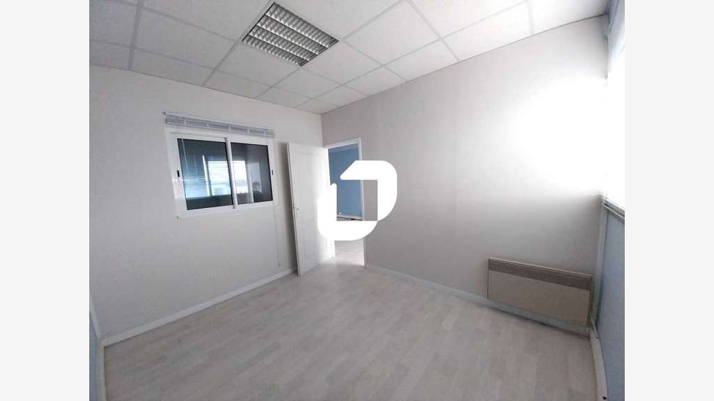 A louer Bureaux 65m² Neuilly plaisance