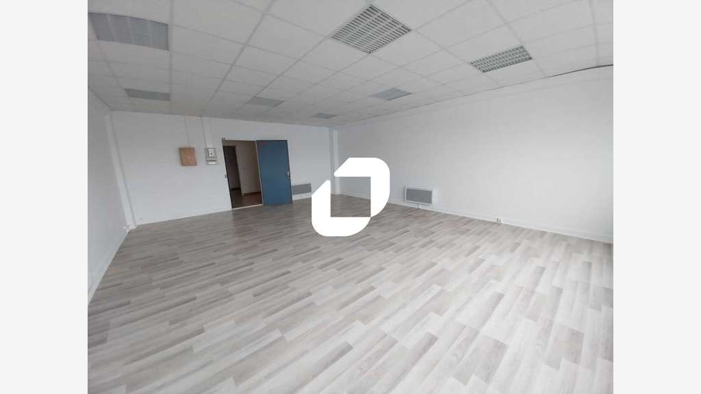 A louer Bureaux 65m² Neuilly plaisance