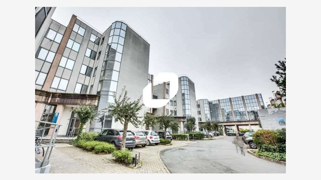 A louer Bureaux 174m² Neuilly plaisance