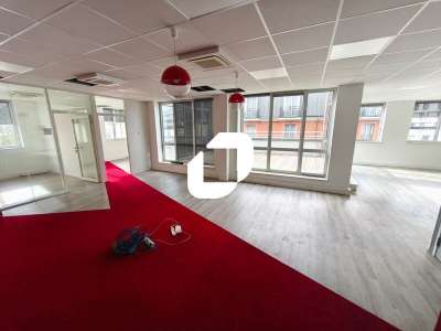 A louer Bureaux 174m² Neuilly plaisance