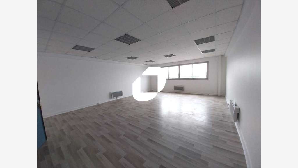A louer Bureaux 200m² Neuilly plaisance