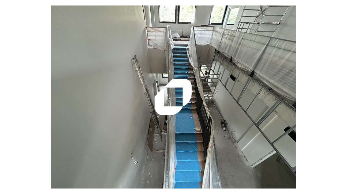 A louer Bureaux 275m² Neuilly sur marne