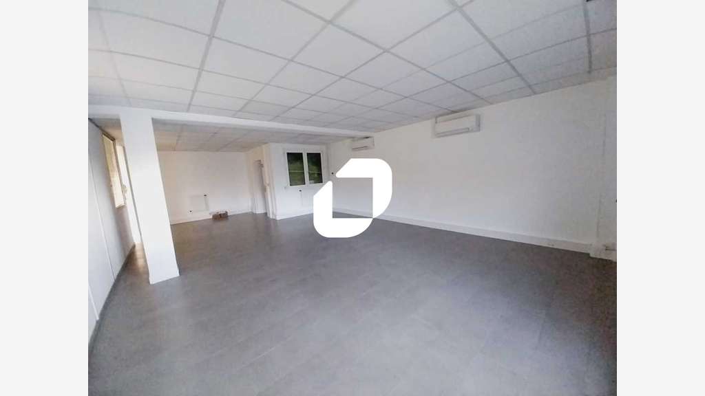 A louer Bureaux 194m² Neuilly sur marne