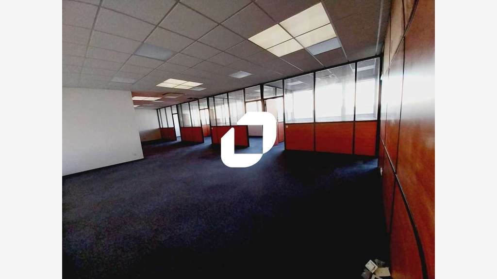 A louer Bureaux 213m² Neuilly sur marne