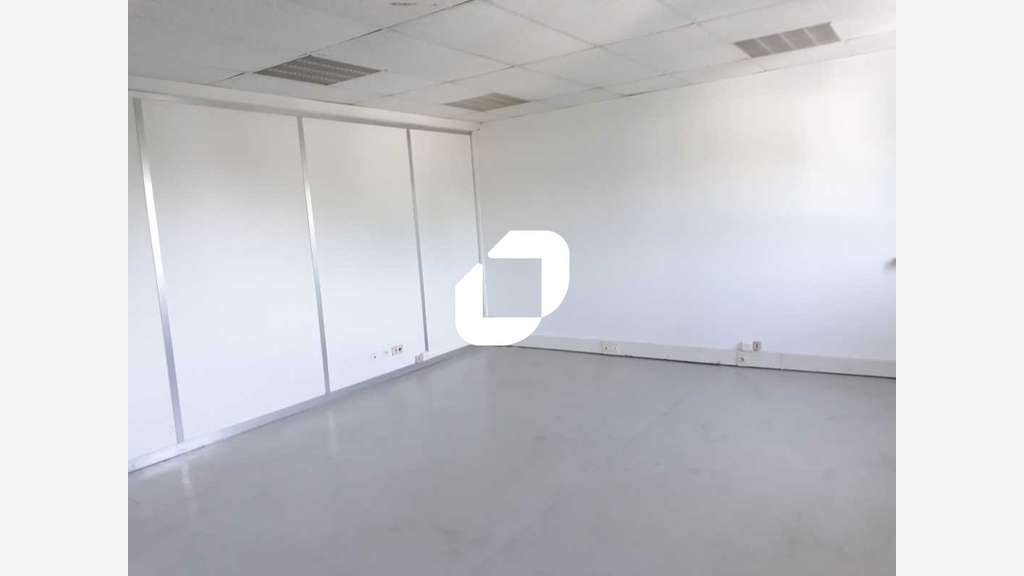 A louer Bureaux 97m² Neuilly sur marne