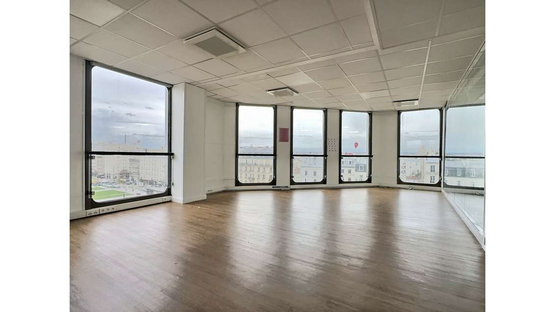Location bureaux 360m² à Neuilly-sur-Seine