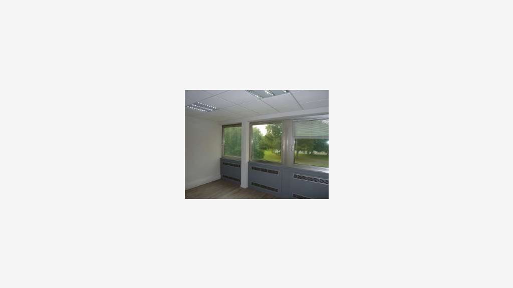 Bureaux à louer à Neuville-en-Ferrain dans le N