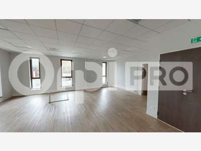 A louer bureaux 214m² à Neuville/Saône Av Carnot 