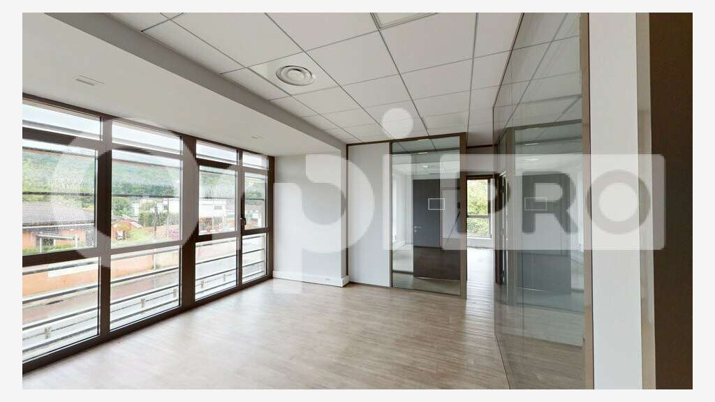 A louer bureaux 44m² Av Carnot à Neuville