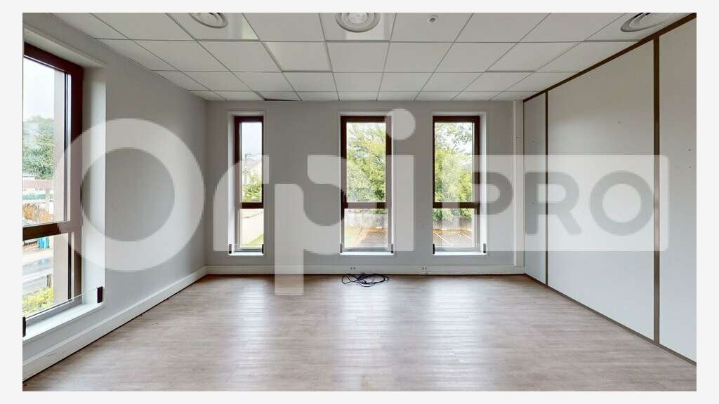 A louer bureaux moderne 540m² Neuville Av Carnot