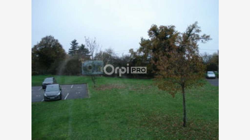 A louer locaux 165m² secteur tertiaire à Nevers