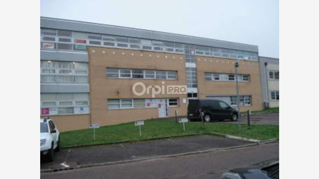 A louer plateau 185m² secteur tertiaire de Nevers