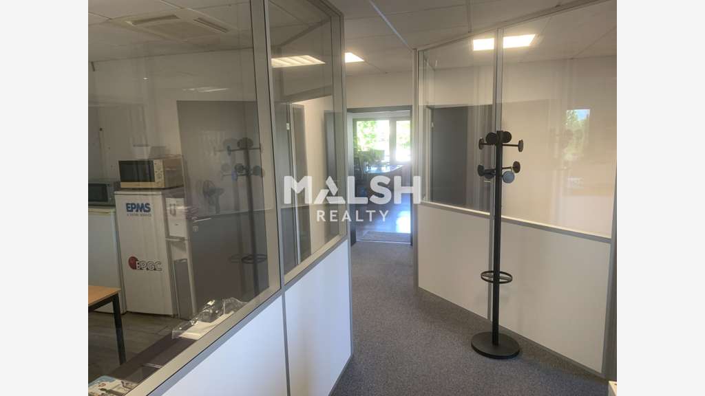 Bureaux à louer 140m² R+1 à Neyron Le Haut