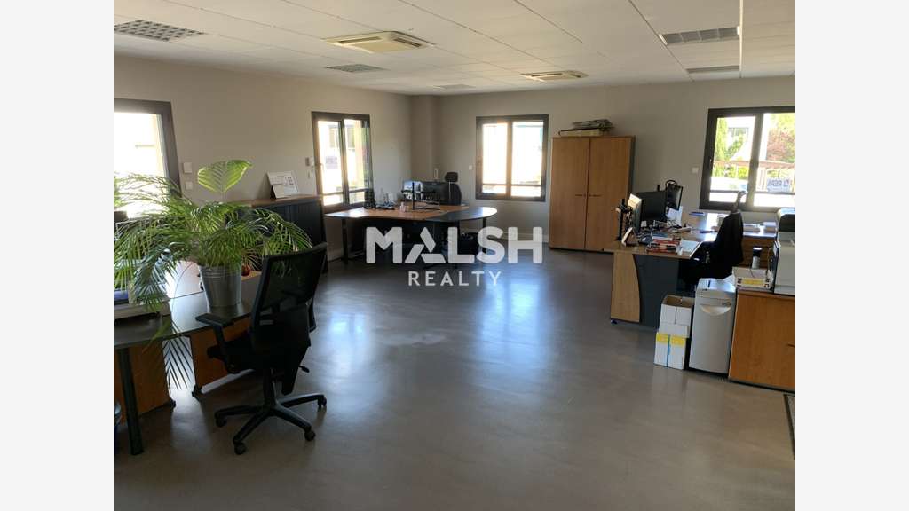 Bureaux à louer 140m² R+1 à Neyron Le Haut