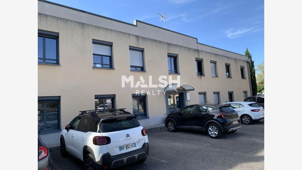 Bureaux à louer 140m² R+1 à Neyron Le Haut