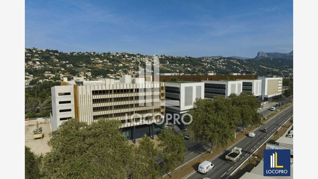 Bureaux neufs 562m² R+5 à louer à Nice Éco Vallée