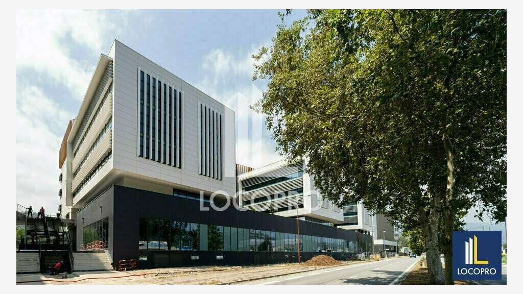 A louer bureaux 310m² R+5 à Nice Éco Vallée