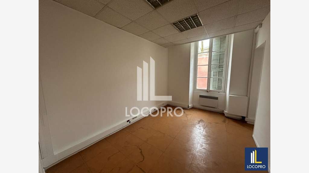 A louer bureaux 582m² divisibles à Nice Masséna