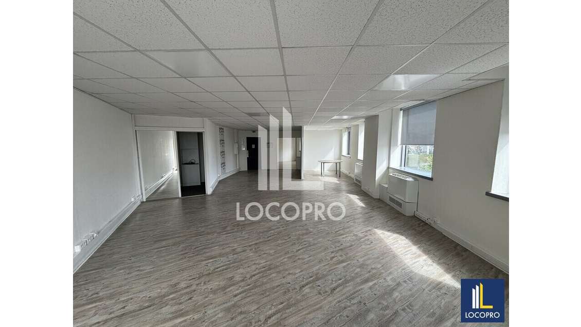 A louer bureau 93m²  R+2 Bd René Cassin Nice