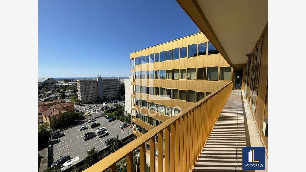 A louer bureau 156m² vue mer à Nice Arénas