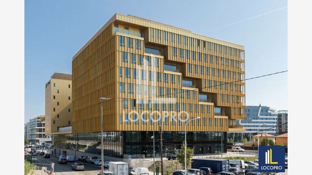 A louer bureau 156m² vue mer à Nice Arénas