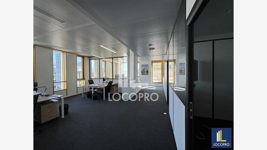 A louer bureau 169m² à Nice Arénas