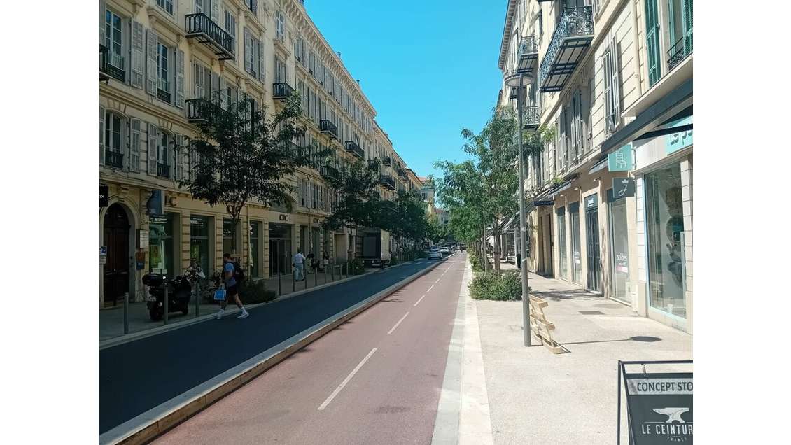 A louer bureaux 102m² R+1 Carré d'Or Nice Liberté