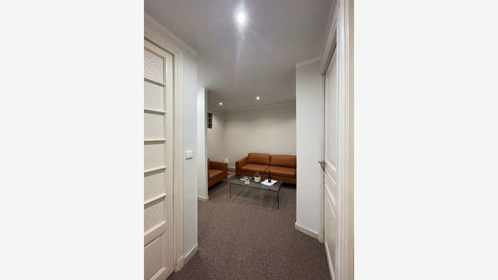 A louer bureau 15m² en étage à Nice