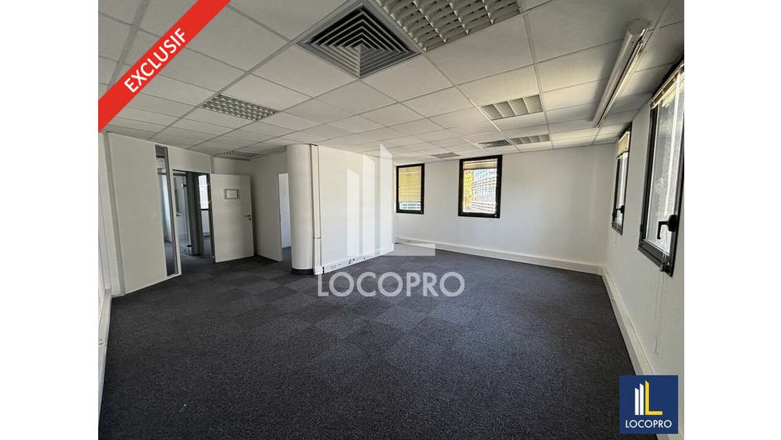 Location bureaux 152m² R+4 à Nice Arénas 