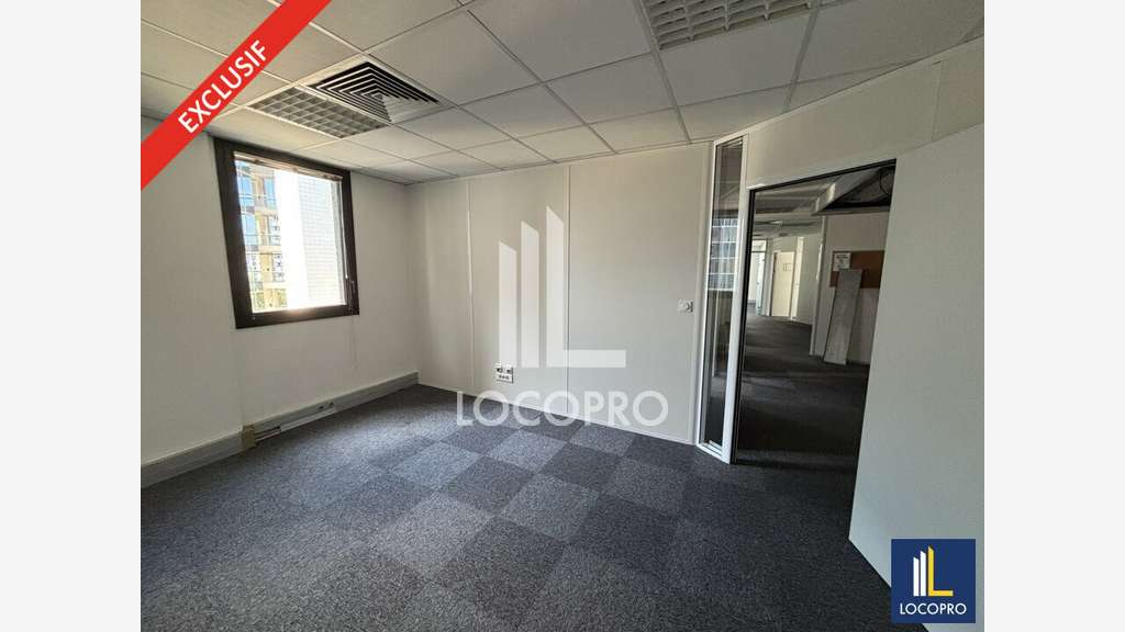 Location bureaux 152m² R+4 à Nice Arénas